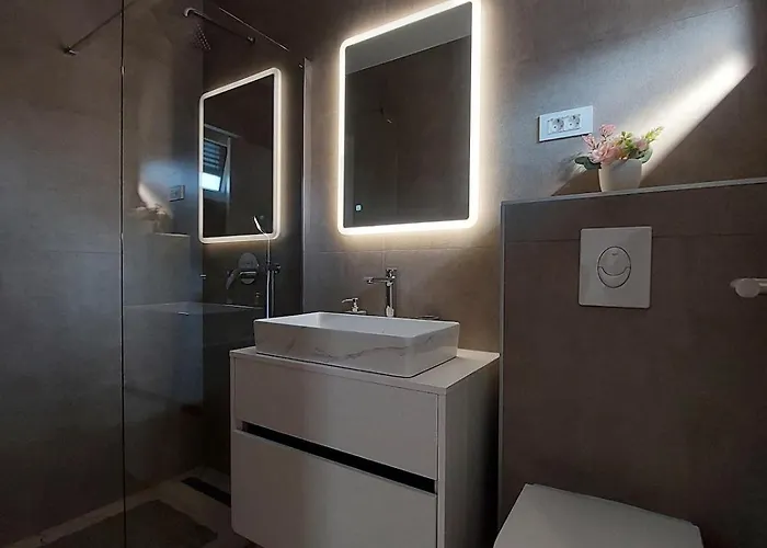 Sunshine - Zadar, * Vrsi